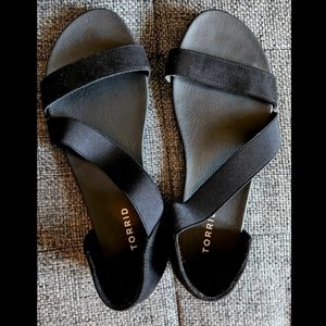 Torrid Black Faux Suede Asymmetrical Strap Flat Shoe Size 9